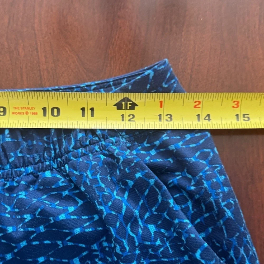 Lululemon Athletica Woman’s Athleisure  Jet Crop Blue Geometric Jogger Pants